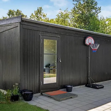 Holiday home Skovhuset